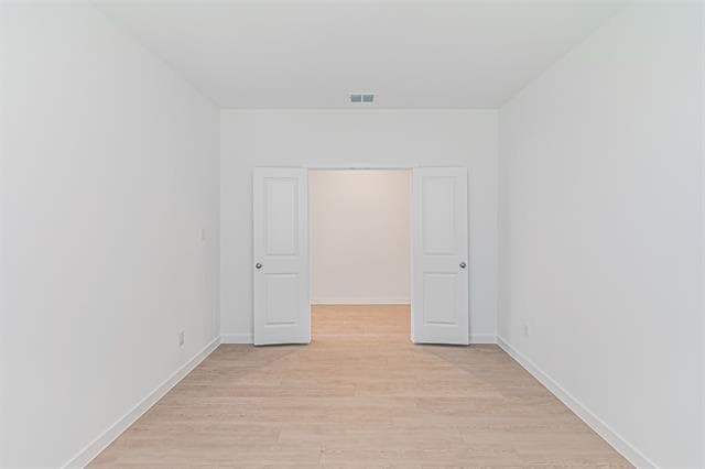 Building Photo - 10005 Warlander Dr