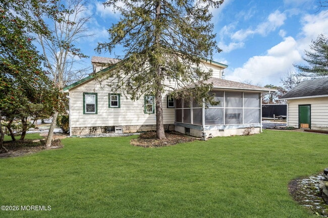 Building Photo - 501 Cable Ave