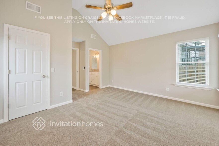 Building Photo - 1108 Pin Oak Dr