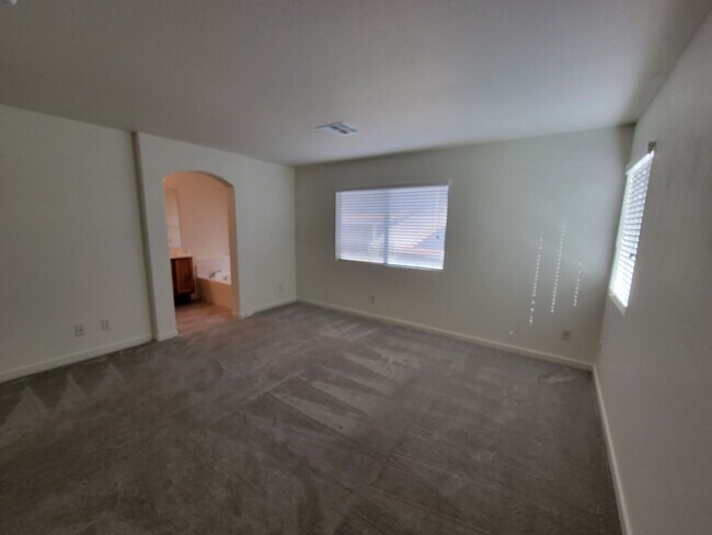 Building Photo - Stunning 3 Bedroom Rental - In Nevada Trails