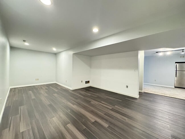 Building Photo - 11328 Sheffield Ln