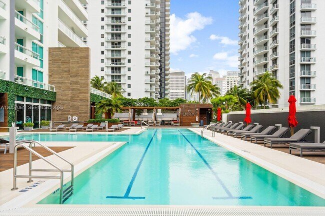Building Photo - 1080 Brickell Ave