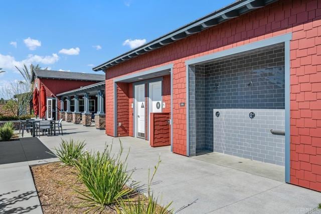 Building Photo - 40361 Via Jumara