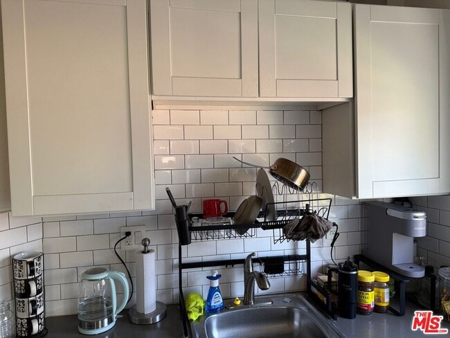 Building Photo - 316 N Bixel St