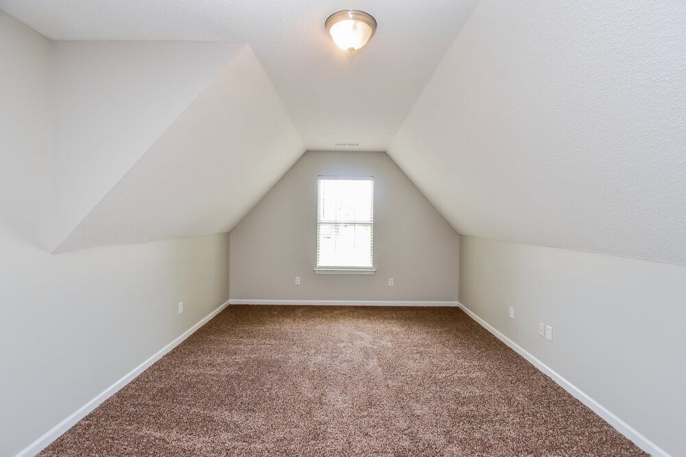 Building Photo - 13273 Sandbourne S