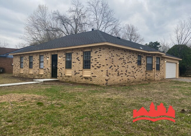 Building Photo - Welcome to 3935 Battlefield!