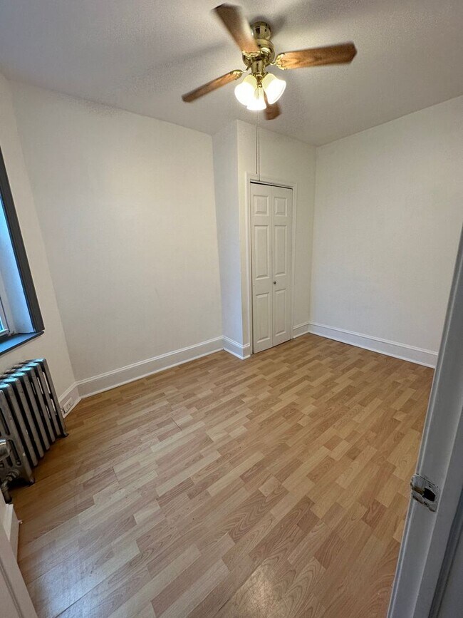 Building Photo - 3185 Tulip St