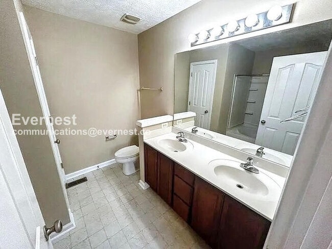 Building Photo - 5170 Hickory Hollow Pkwy