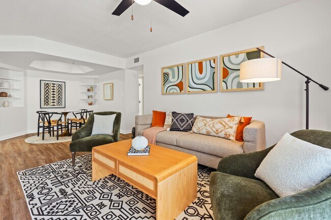 Building Photo - Cortland Scottsdale Mountain