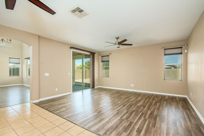 Building Photo - 21357 N Liles Ln