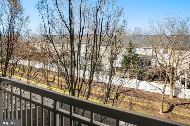 Primary Photo - 2791 Centerboro Dr