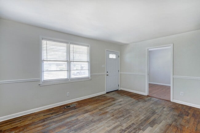 Building Photo - Renovated Three Bedroom House with large yard