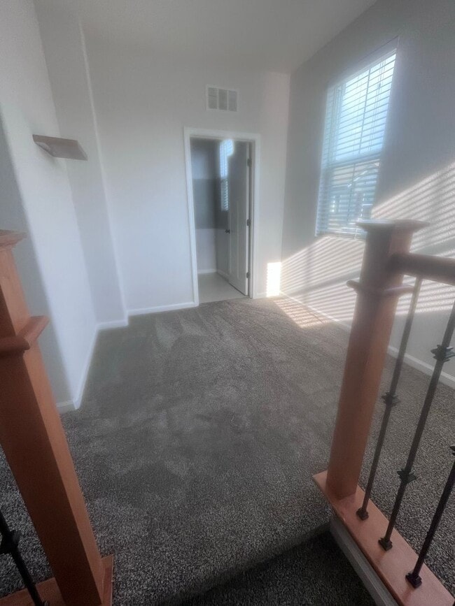 Building Photo - Riverbank!