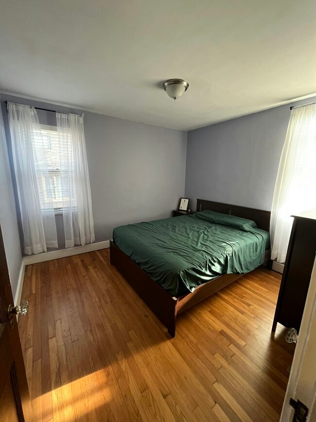 Building Photo - 4200 Geneva St