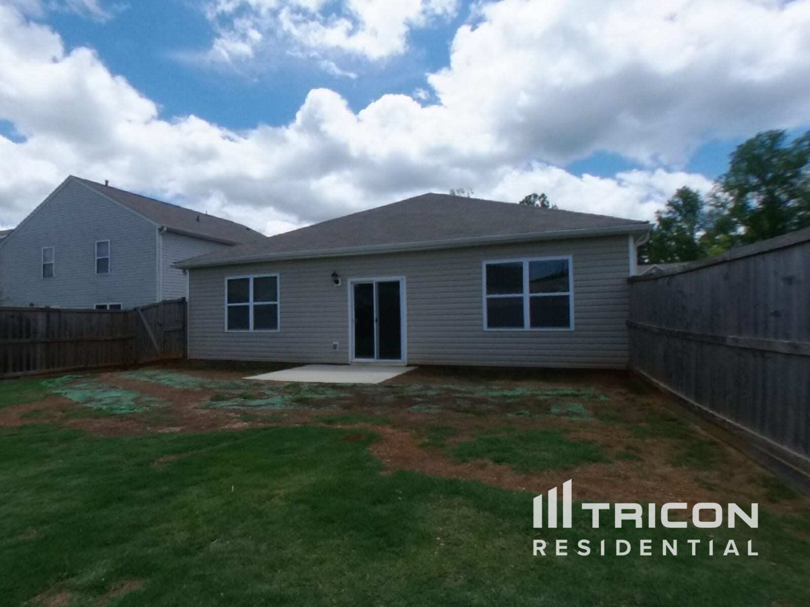 Building Photo - 210 Sweetgrass Ln