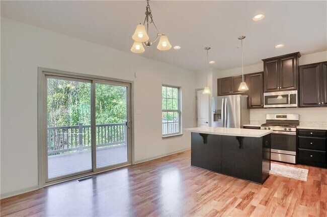 Building Photo - 126 Arbor Trail Dr