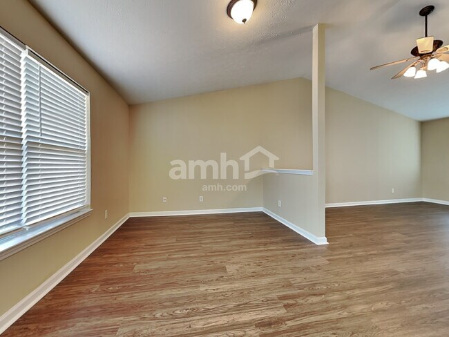 Building Photo - 4372 Mahogany Dr