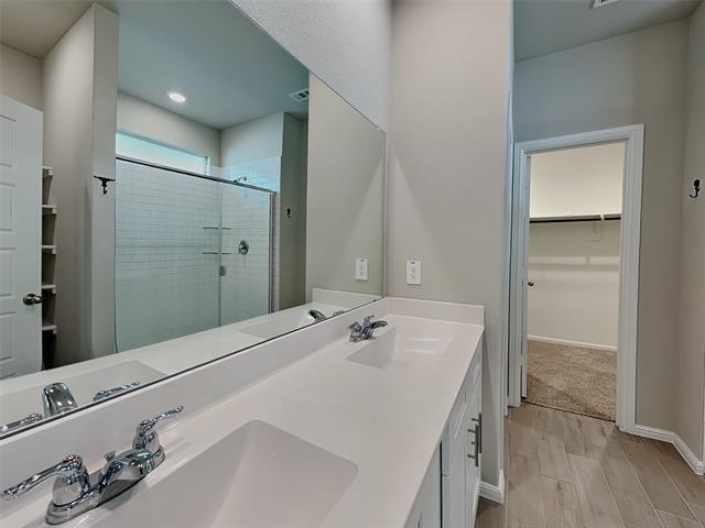 Building Photo - 6721 Lake Overlook Dr