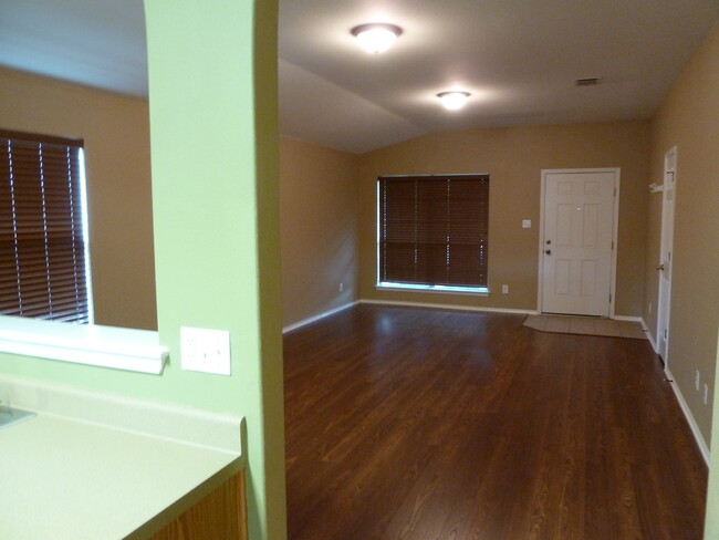 Living Room - 10731 Pony Mesa