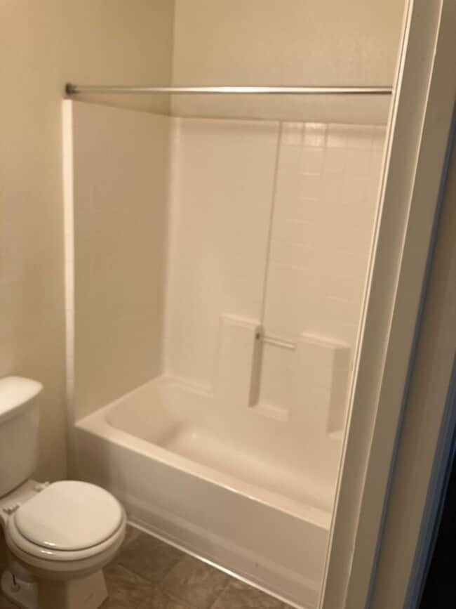 Building Photo - 4 Bedroom 2 Bath House for Rent