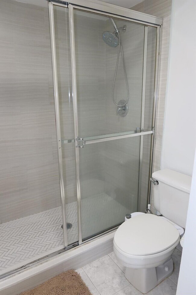 Building Photo - 9470 Tangerine Pl