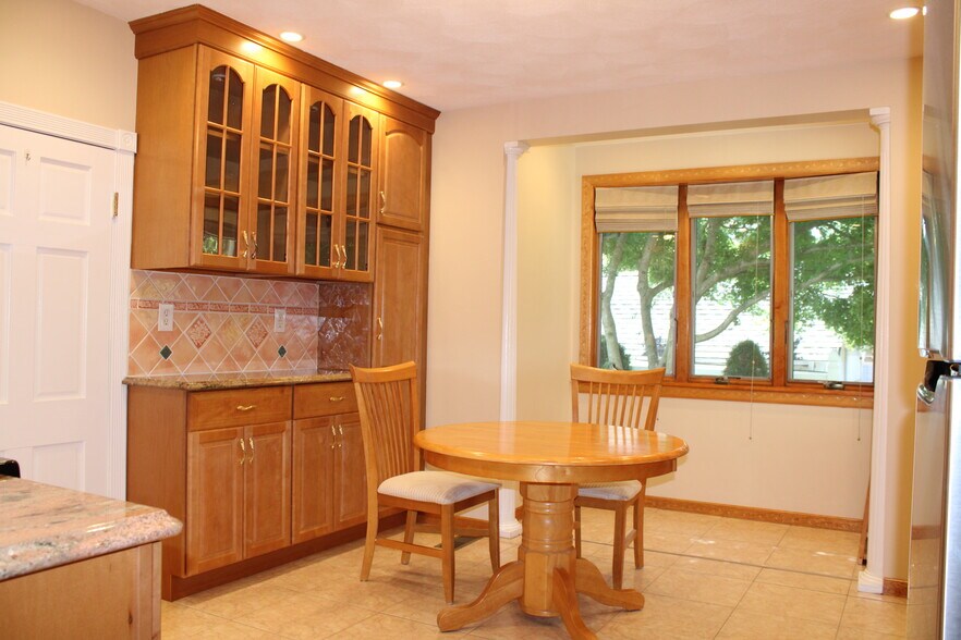 Building Photo - 11 Central Ave