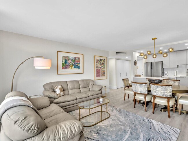 Building Photo - 1421 S Ocean Blvd