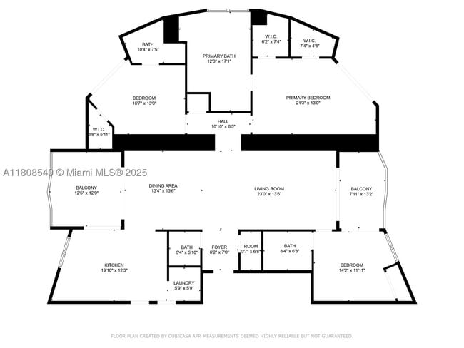 Building Photo - 16001 Collins Ave