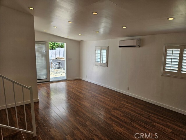 Building Photo - 1704 La Golondrina Ave