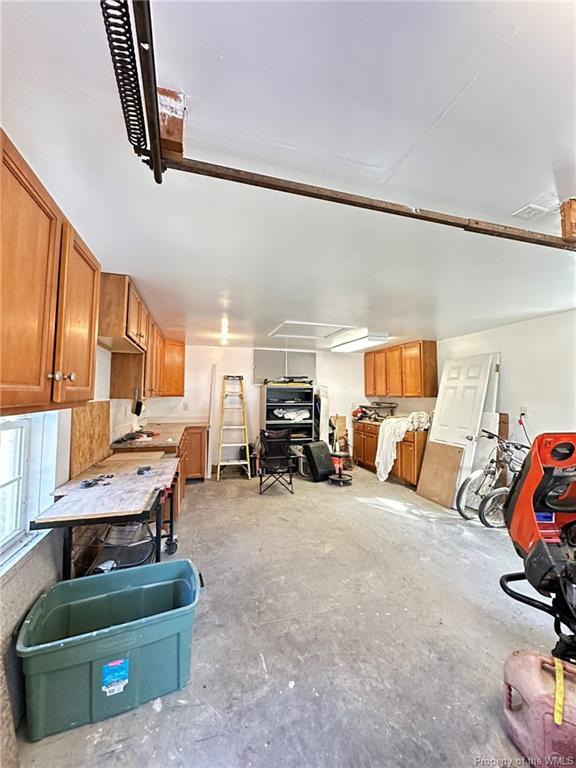 Building Photo - 34067 King William Rd