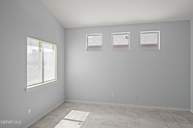 Building Photo - 14368 Chris Zingo Ln