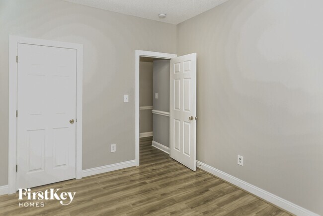 Building Photo - 1309 Chandlers Field Dr