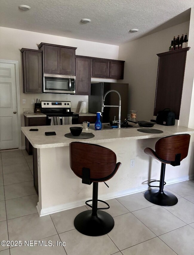 Building Photo - 75550 Harvester St