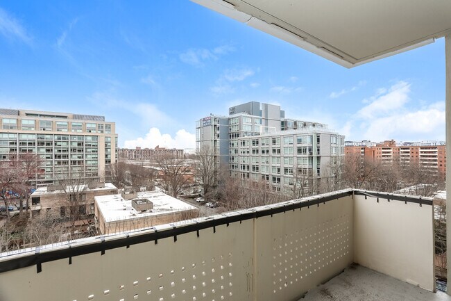 Building Photo - 240 M St SW