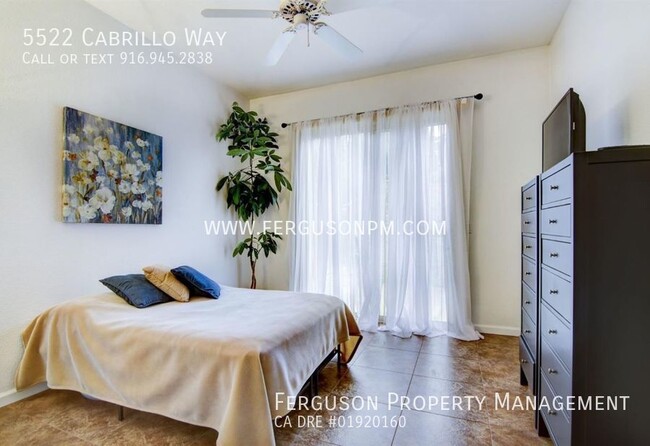 Building Photo - 5522 Cabrillo Way