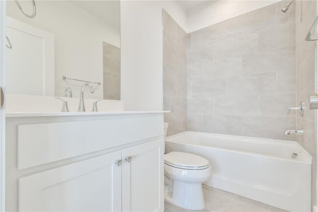 Building Photo - 490 Harmony Ter NW