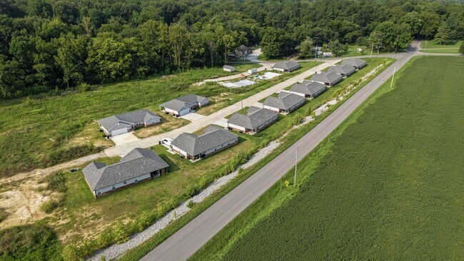 Building Photo - 249 Oak Grove Cir