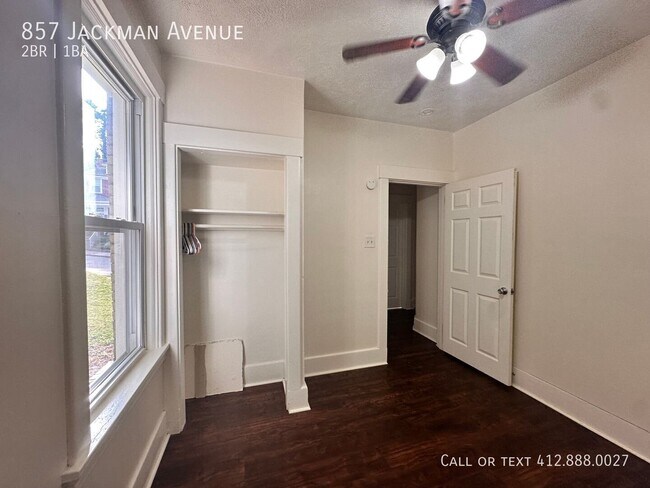 Building Photo - 857 Jackman Ave