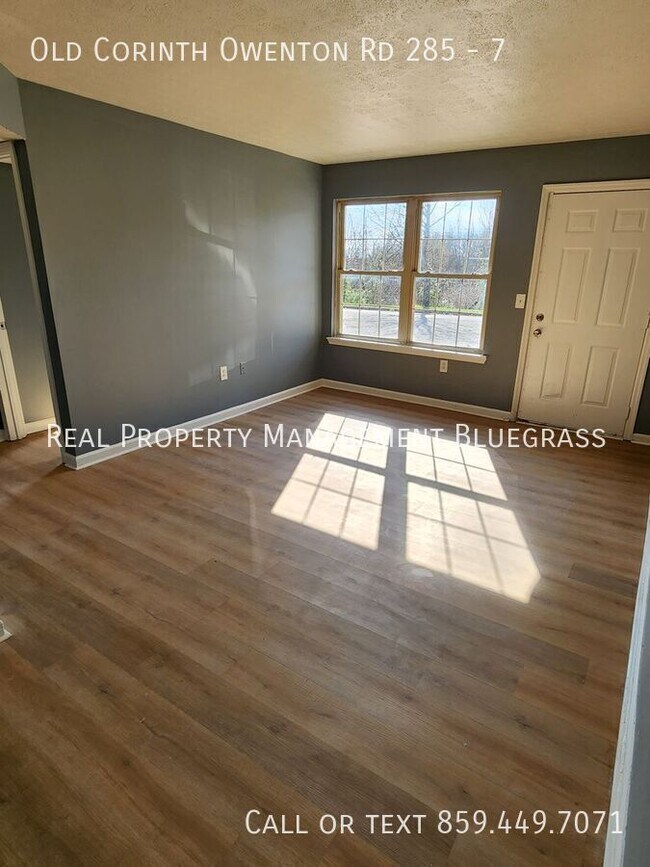 Building Photo - Old Corinth Owenton Rd 285-7