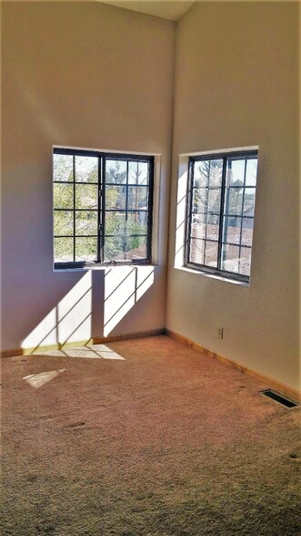 Building Photo - 1145 8th St Unit C