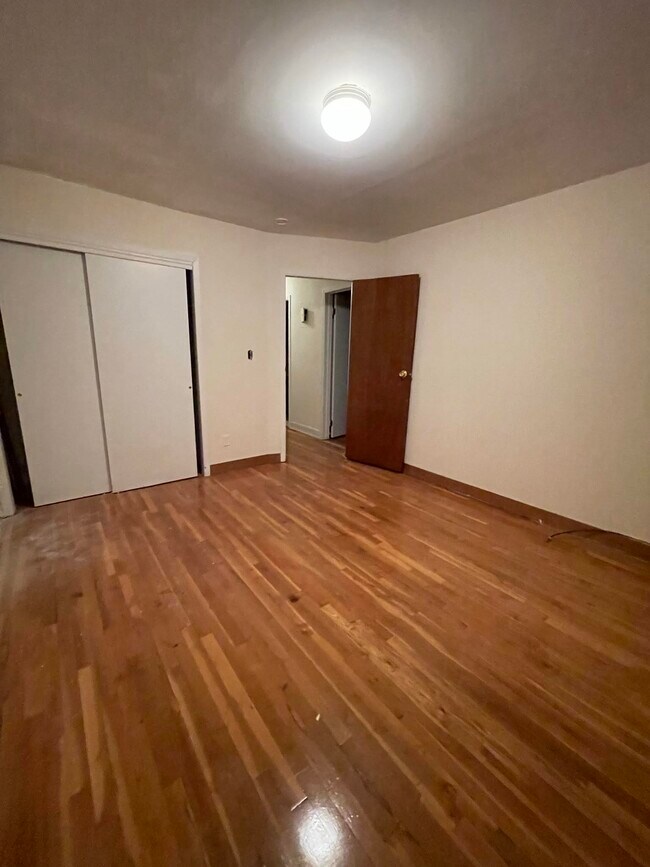 Building Photo - 14402 38th Ave