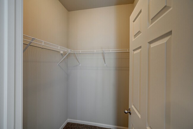 Building Photo - 624 McKay Way