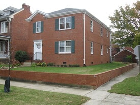 Building Photo - 3131 W Grace St