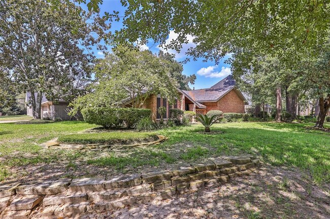 Building Photo - 7703 Pine Cup Dr