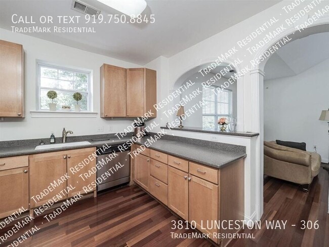 Building Photo - 3810 Lunceston Way