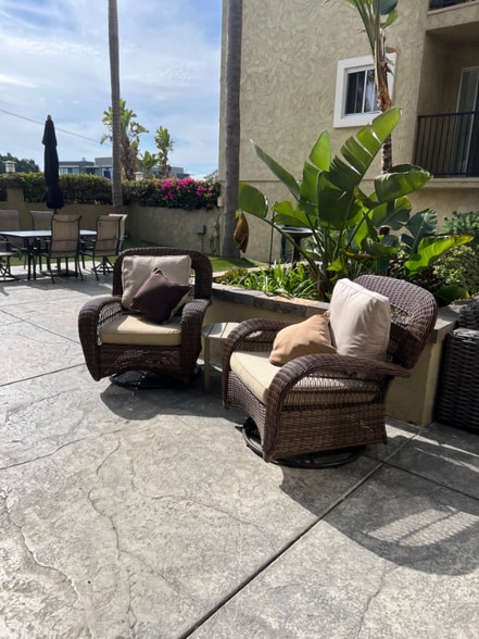 Building Photo - 836 W Pennsylvania Ave