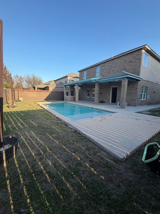 Building Photo - 3104 Quintero St