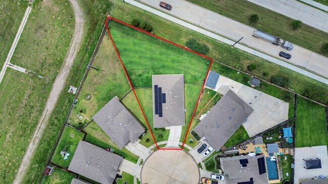 Building Photo - 22939 San Giorgio Ct