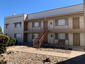 Building Photo - 1200 Lanny Ave