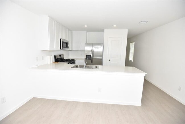 Building Photo - 16839 Rustic Star Dr